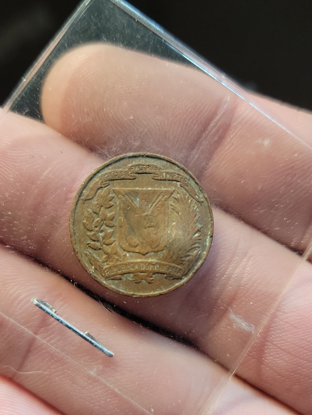 Vintage 1972 Dominican Republic 1 Centavo Coin- Bronze Tones